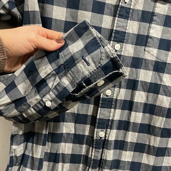 J.Crew Flex Button Down Shirt navy and grey plaid - Picture 3 of 6